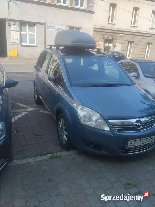 Niebieski Używany 2008 Opel Zafira Minivan | 20 000 zł (Dość drogi) - Obraz 1/3