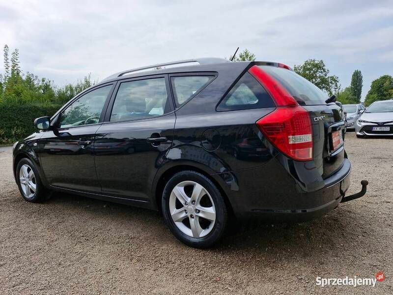 Używany Kia Ceed 2013 Czarny Hatchback