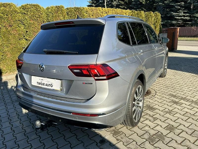 Używany VW Tiguan Allspace R-line 190 KM (139 kW) 2019 Srebrny (metalik) SUV