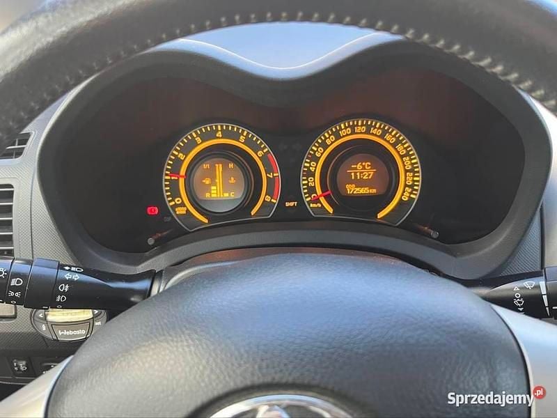 Używany Toyota Auris 2009 Szary Hatchback
