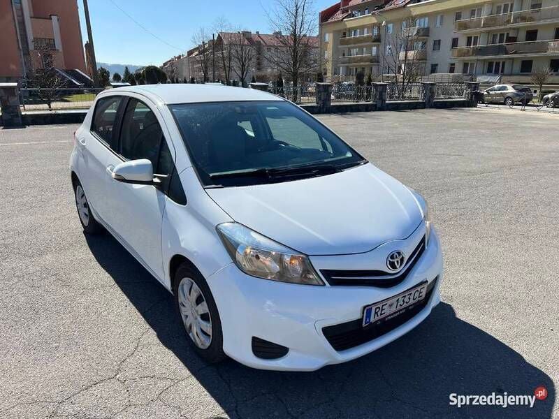 Używany Toyota Yaris 2011 Biały Hatchback