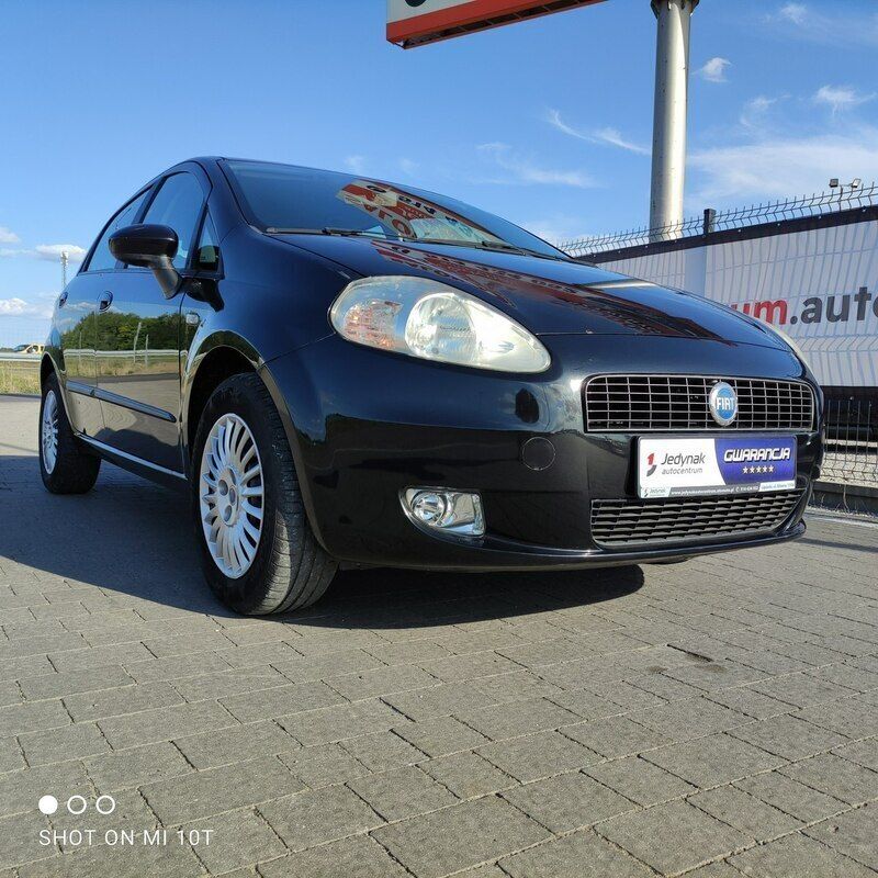Czarny Używany 2006 Fiat Grande Punto Hatchback | 6800 zł (Dobra cena) - Obraz 1/4