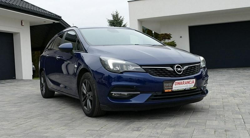 Używany Opel Astra 122 KM (89 kW) 2020 Niebieski Kombi