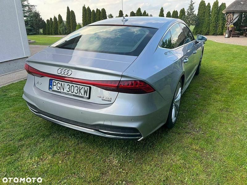 Używany Audi A7 S-Line 2019 Srebrny Sedan/Limuzyna