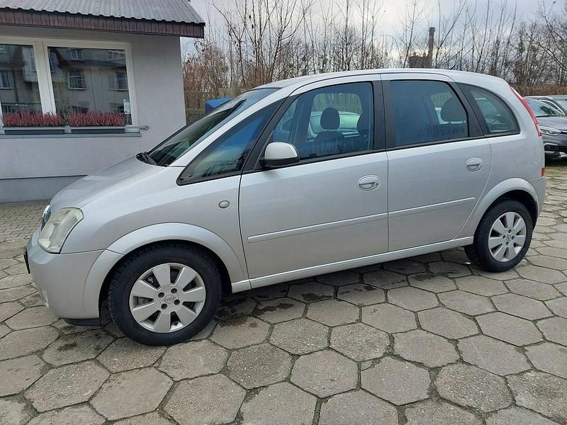 Używany Opel Meriva 125 KM (91 kW) 2004 Srebrny Minivan