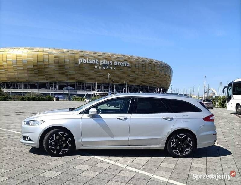 Srebrny Używany 2017 Ford Mondeo Kombi | 41 000 zł (Super Cena) - Obraz 1/4