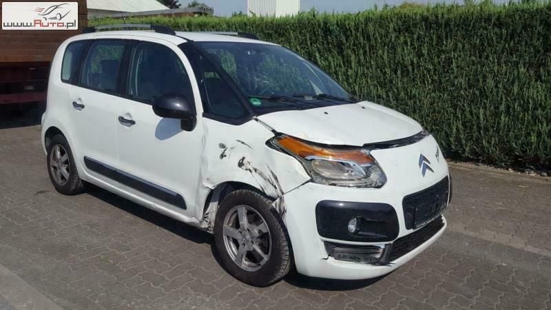 Używany Citroën C3 SELECTION 95 KM (69 kW) 2012 Biały Hatchback