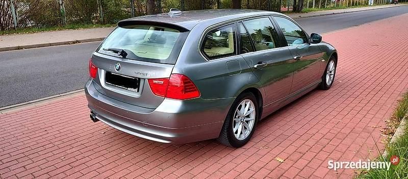 Używany BMW 325 218 KM (160 kW) 2009 Szary Sedan/Limuzyna