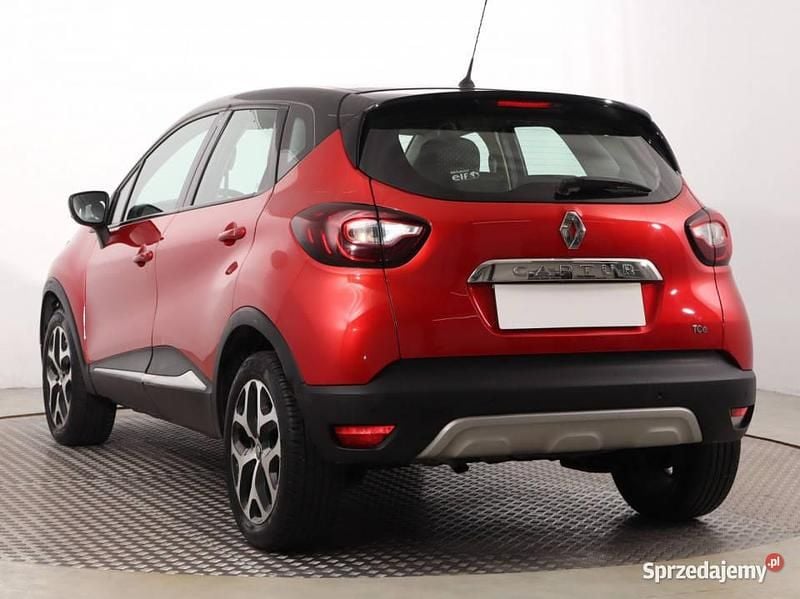 Używany Renault Captur 90 KM (66 kW) 2017 Czerwony SUV
