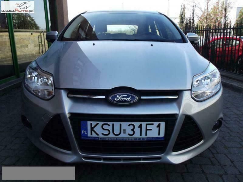 Używany Ford Focus 95 KM (69 kW) 2011 Srebrny Sedan/Limuzyna