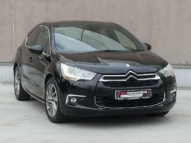 Używany Citroën DS4 So Chic 180 KM (132 kW) 2015 Czarny Hatchback