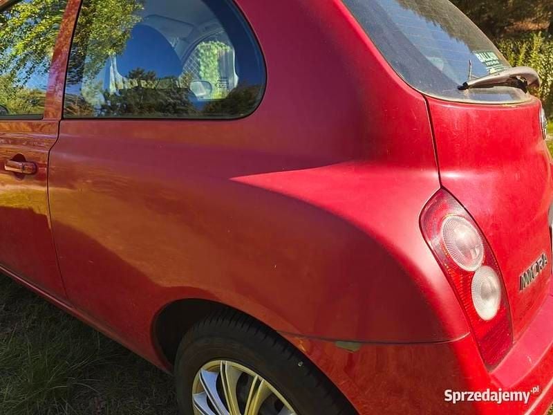 Używany Nissan Micra 2005 Czerwony Hatchback