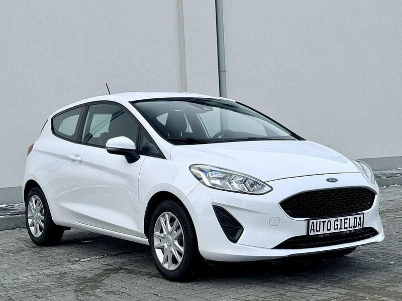 Używany Ford Fiesta 72 KM (52 kW) 2018 Biały Hatchback