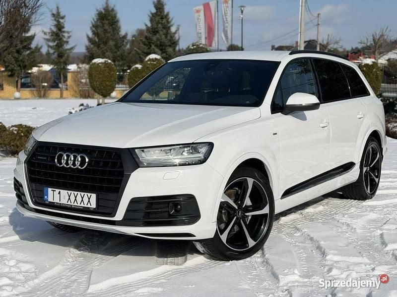 Używany Audi Q7 S-Line 218 KM (160 kW) 2017 Biały SUV