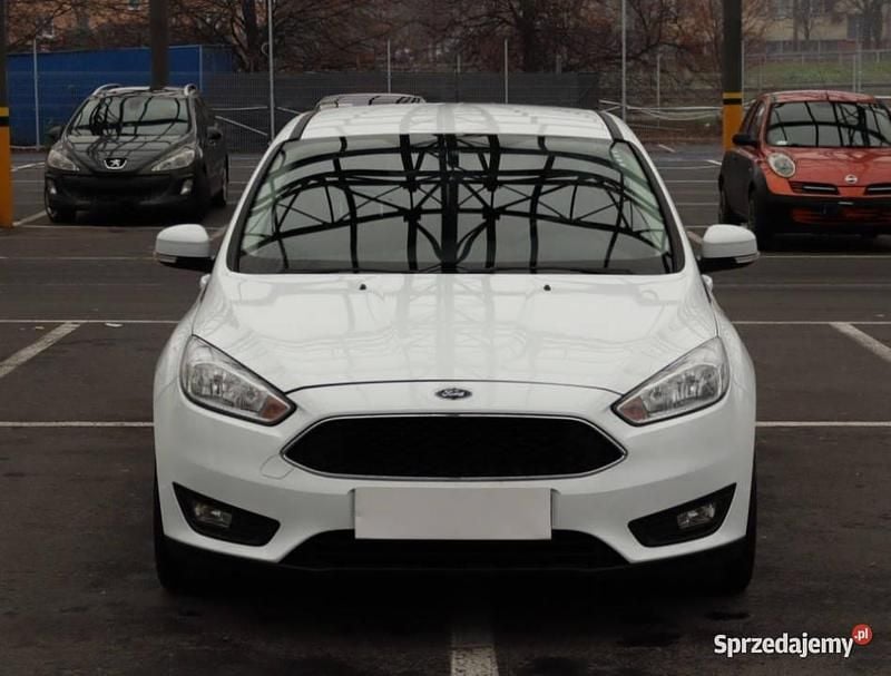 Biały Używany 2017 Ford Focus Sedan/Limuzyna | 39 999 zł (Uczciwa cena) - Obraz 1/4
