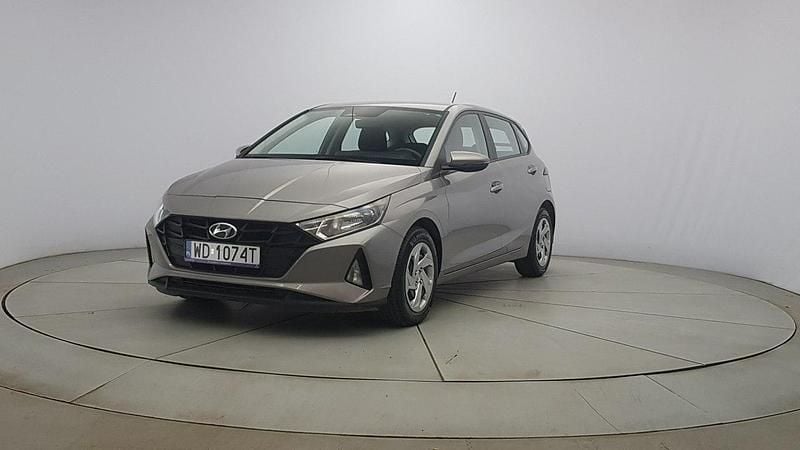 Używany Hyundai i20 84 KM (61 kW) 2022 Szary Hatchback