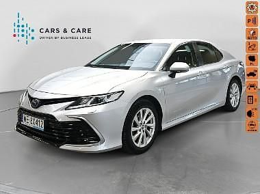 Srebrny Używany 2023 Toyota Camry Comfort Sedan/Limuzyna | 119 900 zł (Uczciwa cena) - Obraz 1/4