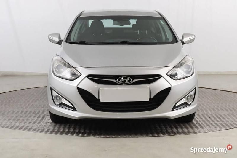 Używany Hyundai i40 2013 Srebrny Sedan/Limuzyna