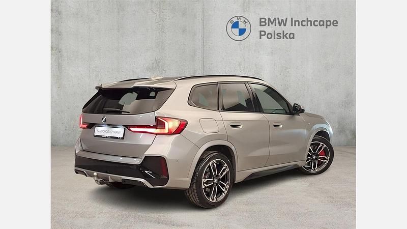 Używany BMW X1 Luxury Line 156 KM (114 kW) 2025 Srebrny space metalizowany SUV