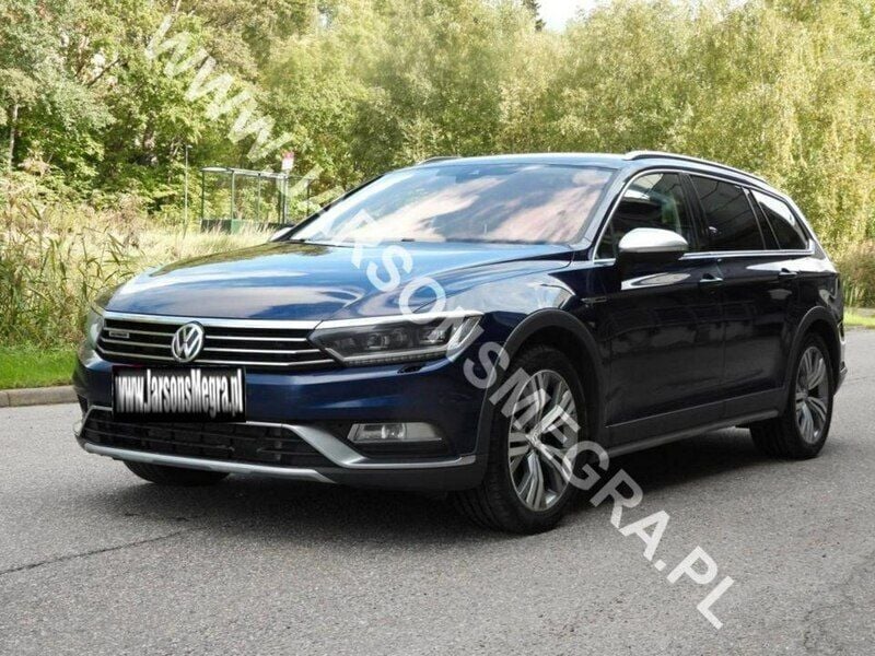 Niebieski Używany 2019 VW Passat Kombi | 76 600 zł (Dość drogi) - Obraz 1/4