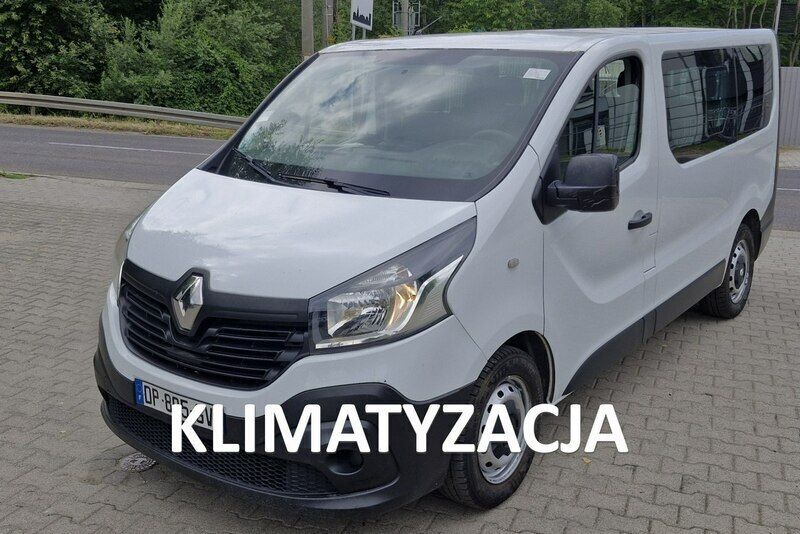Biały Używany 2015 Renault Trafic Van | 39 900 zł - Obraz 1/4