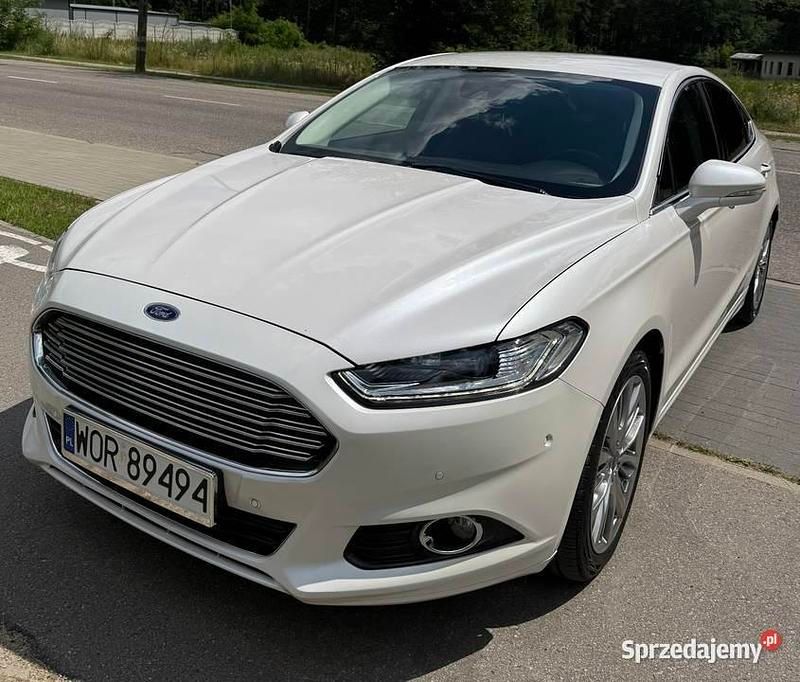 Używany Ford Mondeo 2016 Biały Hatchback