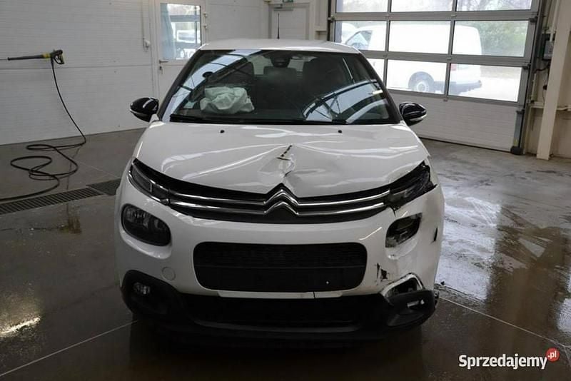 Biały Używany 2019 Citroën C3 Hatchback | 20 500 zł - Obraz 1/4