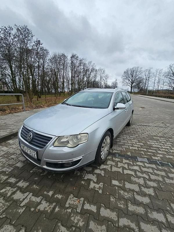 Używany VW Passat 105 KM (77 kW) 2007 Srebrny Kombi