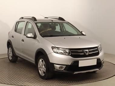 Srebrny Używany 2016 Dacia Sandero Hatchback | 27 999 zł (Uczciwa cena) - Obraz 1/4