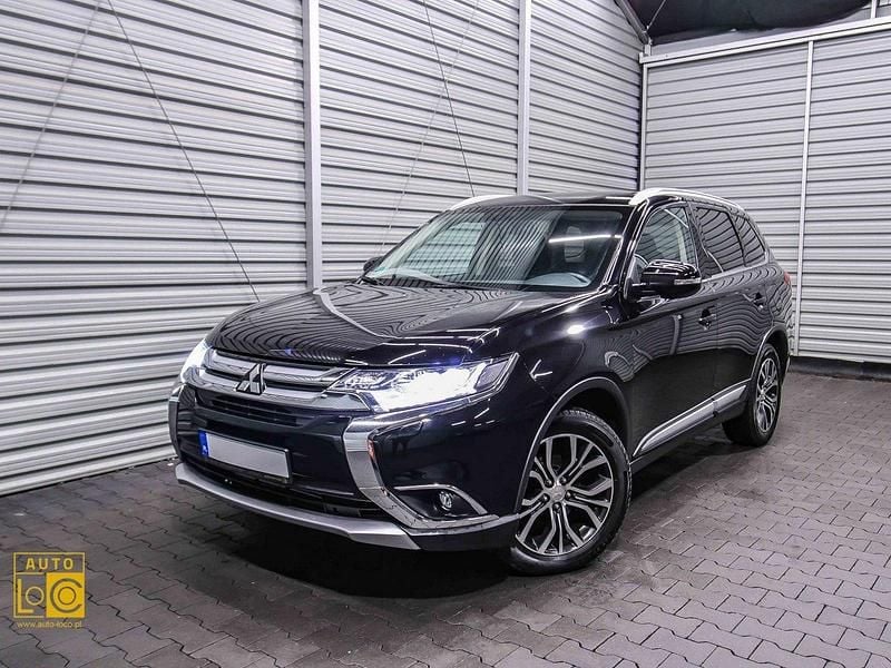 Używany Mitsubishi Outlander 150 KM (110 kW) 2018 Czarny (metalik) SUV
