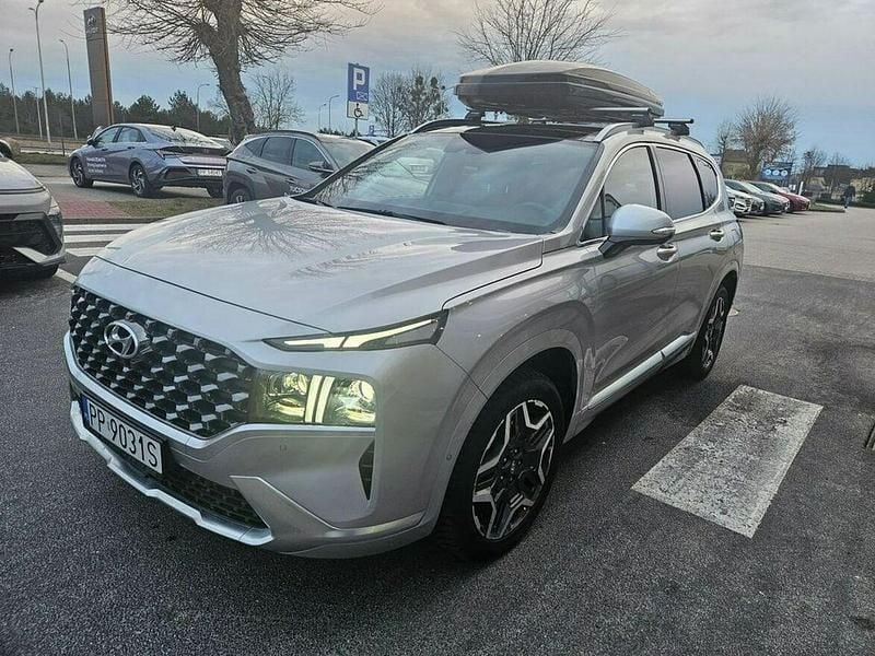 Używany Hyundai Santa Fe 180 KM (132 kW) 2023 Srebrny SUV