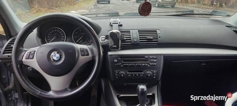 Używany BMW 118 2004 Srebrny Hatchback