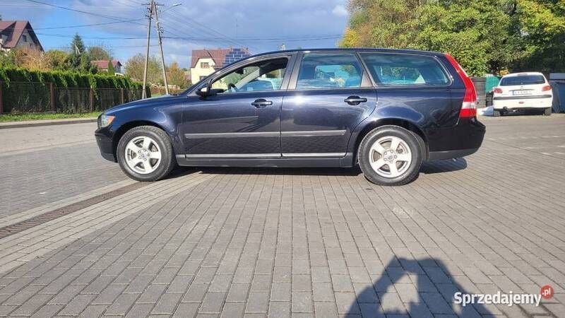 Czarny Używany 2005 Volvo V50 Kombi | 10 300 zł (Uczciwa cena) - Obraz 1/4