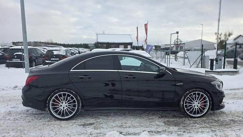 Używany Mercedes CLA45 AMG AMG 360 KM (264 kW) 2015 Czarny Sedan/Limuzyna
