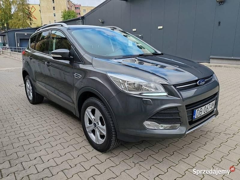 Szary Używany 2016 Ford Kuga SUV | 39 900 zł (Super Cena) - Obraz 1/4