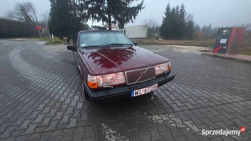 Bordowy Używany 1994 Volvo 940 Sedan/Limuzyna | 9000 zł - Obraz 1/4