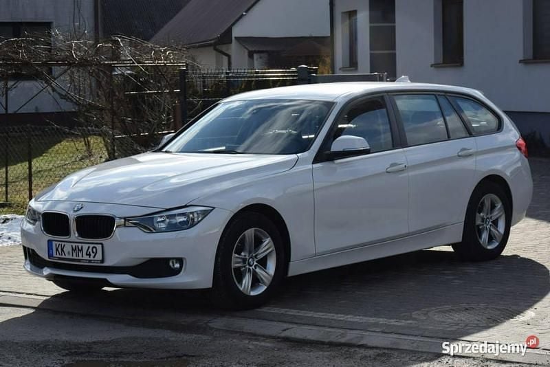 Używany BMW 316 115 KM (84 kW) 2015 Biały (metalik) Kombi