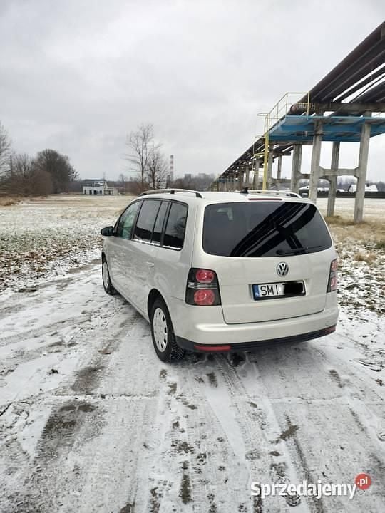 Używany VW Touran 170 KM (125 kW) 2010 Minivan