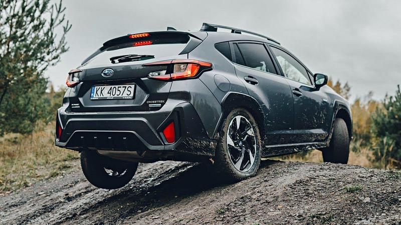 Szary Używany 2022 Subaru Crosstrek SUV | 124 000 zł - Obraz 1/4