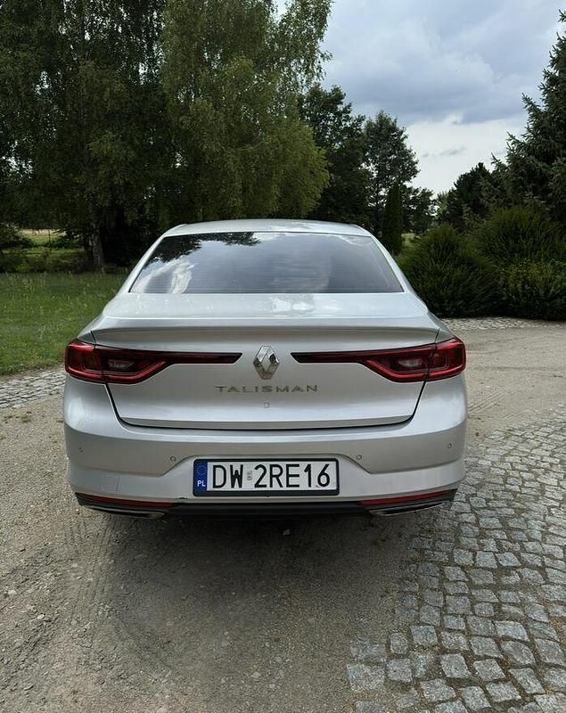 Używany Renault Talisman 2016 Srebrny Sedan/Limuzyna