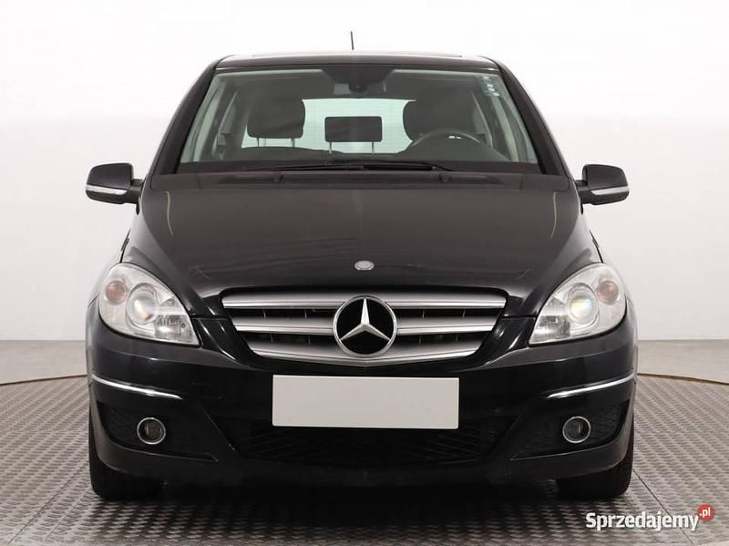 Czarny Używany 2008 Mercedes B180 Minivan | 10 999 zł (Uczciwa cena) - Obraz 1/4