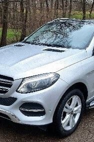 Używany Mercedes GLE250 204 KM (150 kW) 2017 Srebrny SUV
