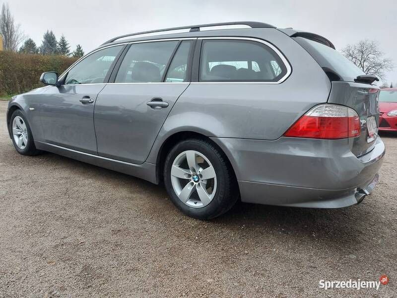 Używany BMW 520 2010 Szary Kombi