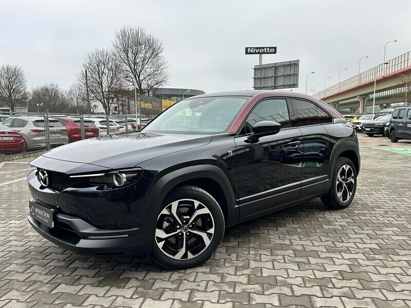 Czarny Używany 2023 Mazda MX30 SUV | 119 900 zł - Obraz 1/4
