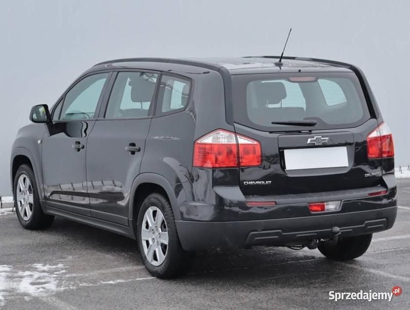 Używany Chevrolet Orlando 2013 Czarny Minivan