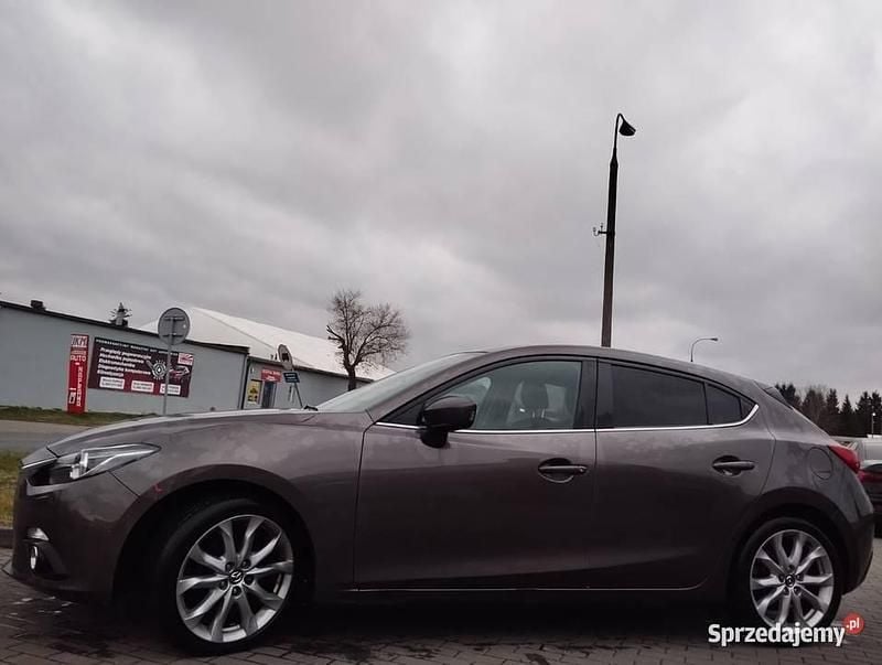Używany Mazda 3 2016