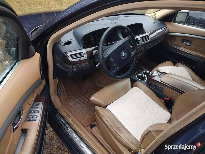 Używany 2003 BMW 745 Sedan/Limuzyna | 25 000 zł - Obraz 1/4
