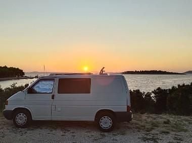 Biały Używany 2001 VW T4 Van | 34 000 zł - Obraz 1/4