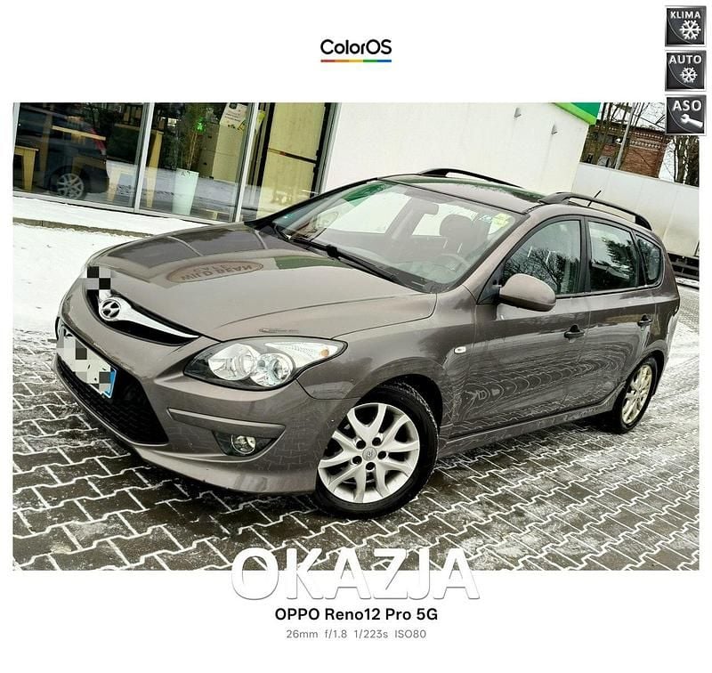 Brązowy (metalik) Używany 2011 Hyundai i30 Kombi | 14 900 zł (Dobra cena) - Obraz 1/4