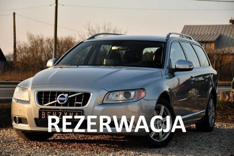 Szary (metalik, perła) Używany 2010 Volvo V70 Kombi | 23 999 zł - Obraz 1/4